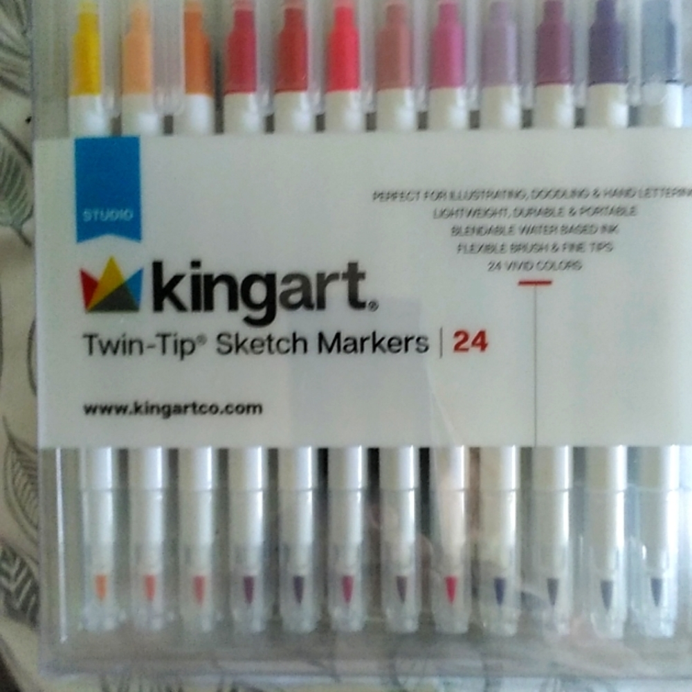 Kingart twin tip sketch markers  24 pc